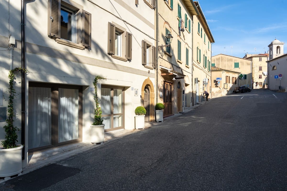 Beata Relais