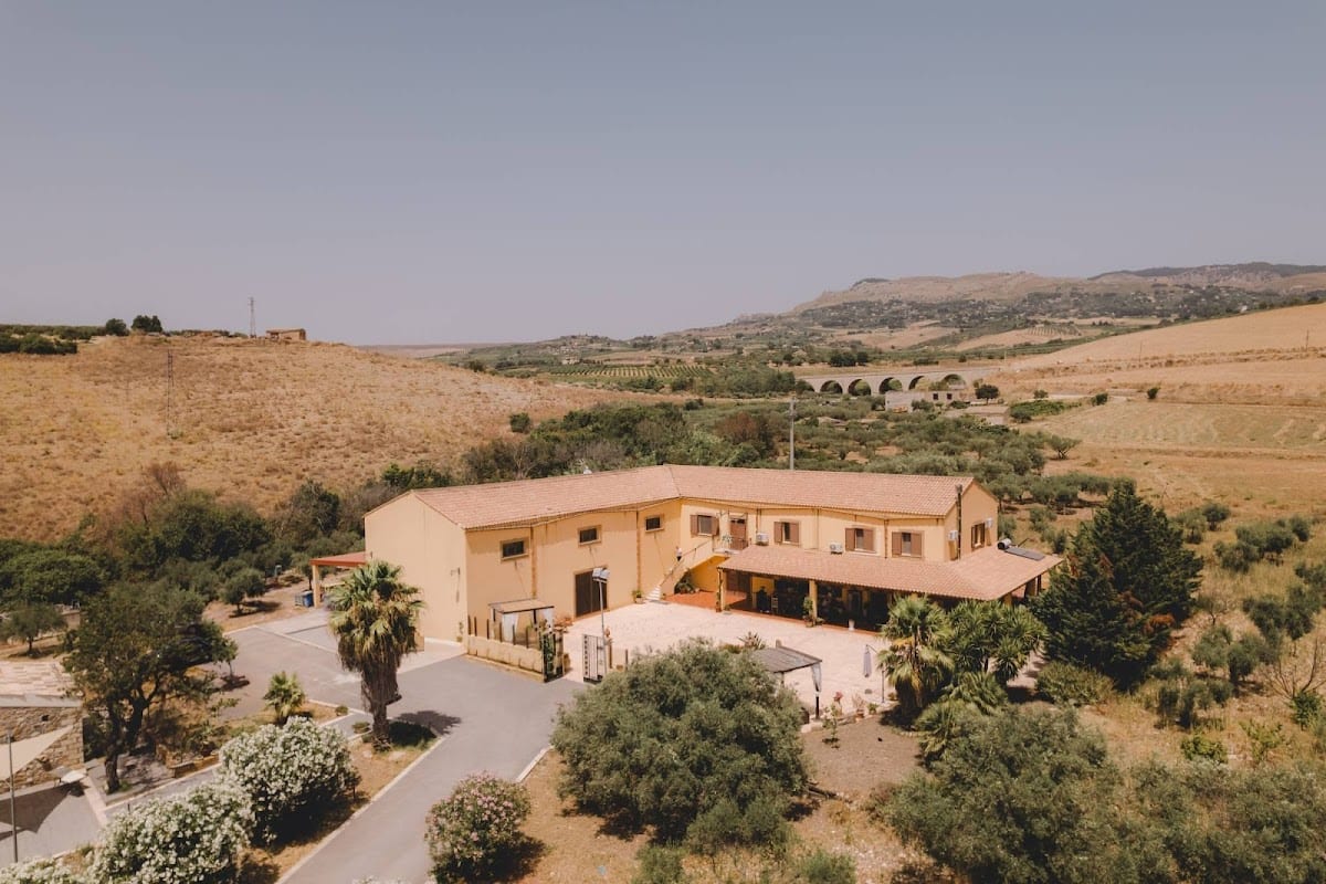 Antico Frantoio Sas / Cantina Murgia Lamanno