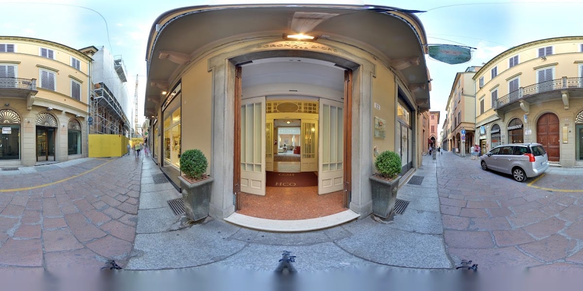 Hotel Corona d'Oro 1890