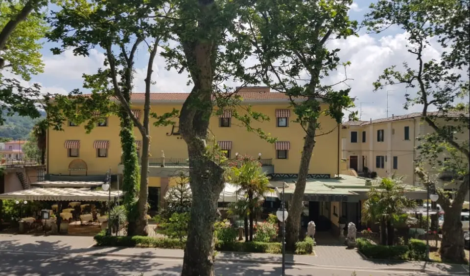 Hotel Columbus sul Lago 4 stelle