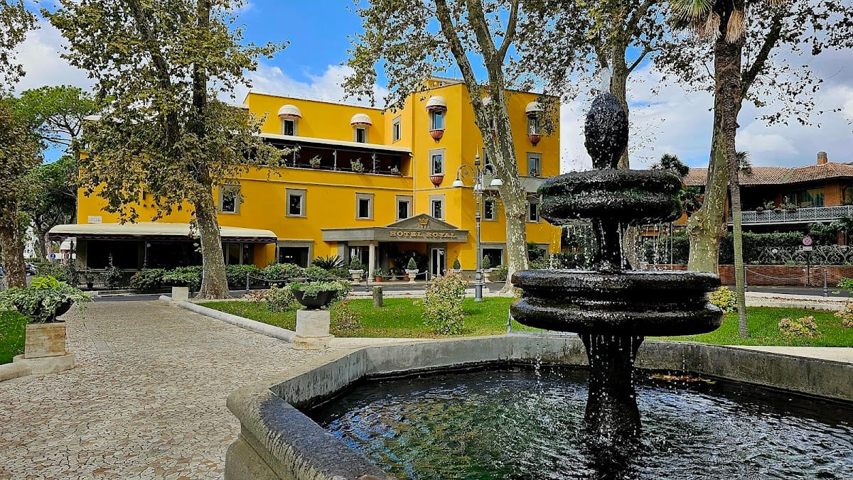 Hotel Royal