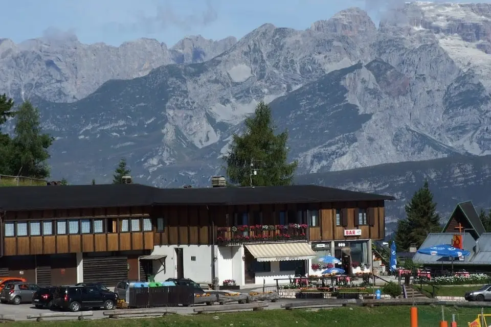 Residence e Ristobar Prada