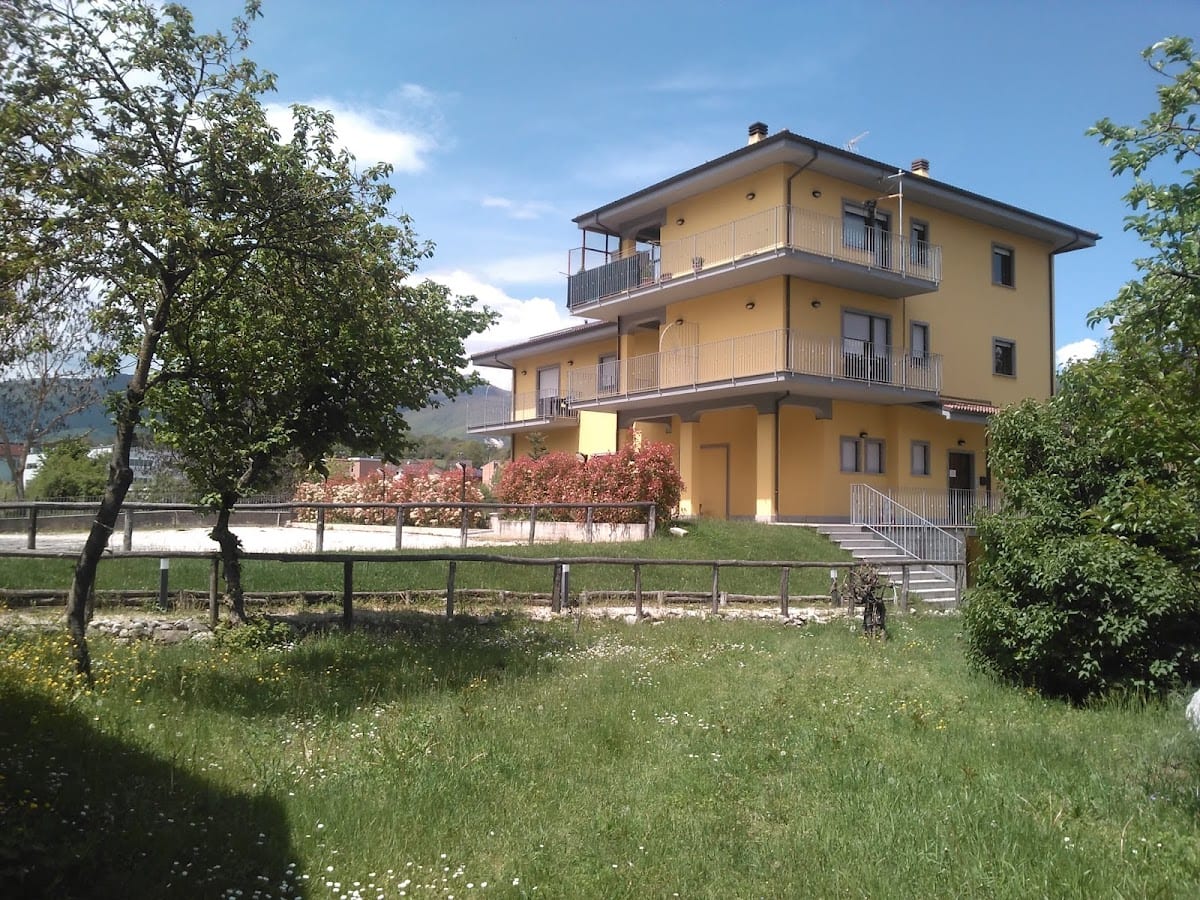 Il Boscaiolo è un accogliente B&B vicino L'Aquila, situato a Sassa Scalo a pochi minuti dal centro.
