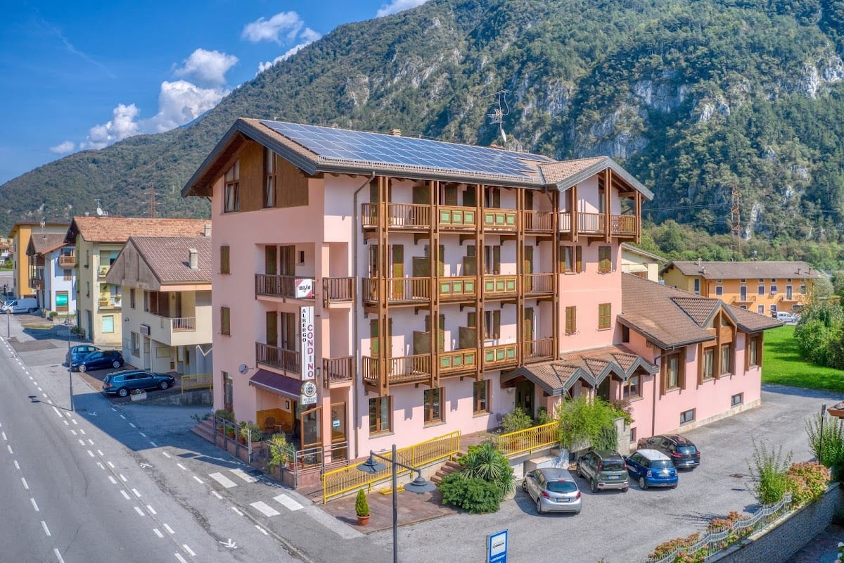 Hotel Condino