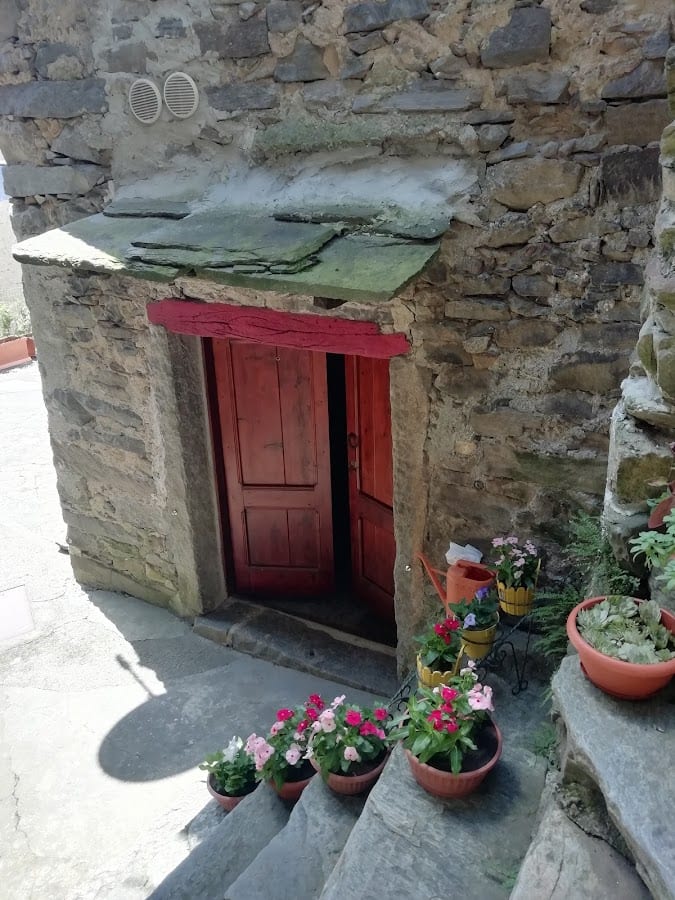Eco House e B&B A Sulì