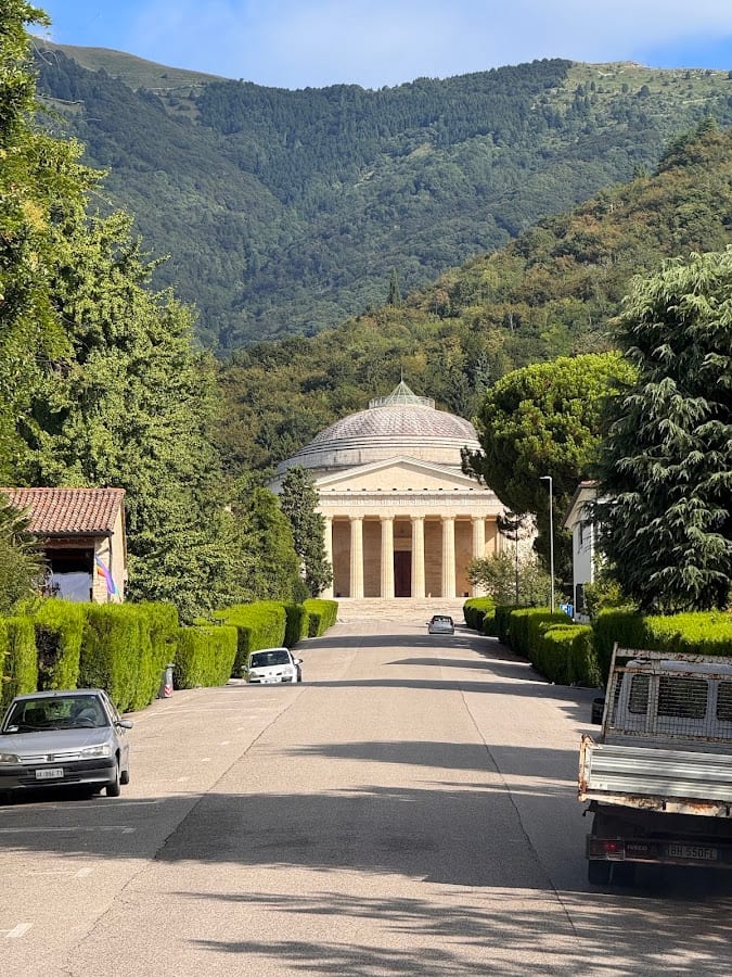 B&B Relief Possagno