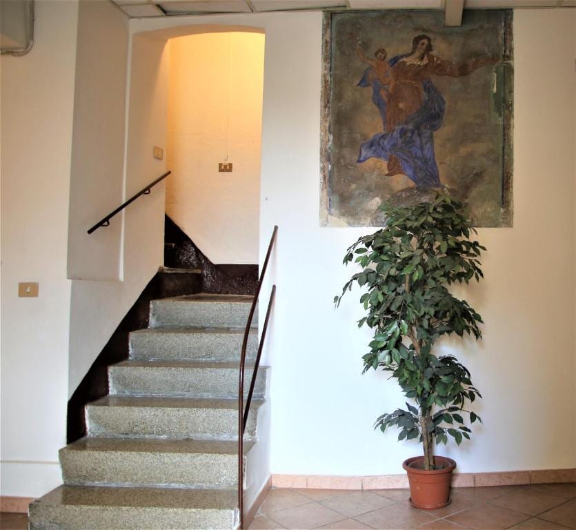 Home And Breakfast - La Madonnina -