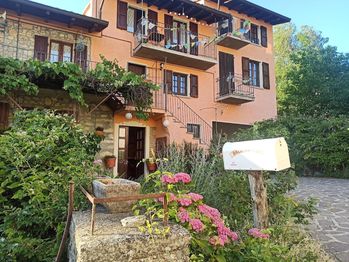 Bed and Breakfast Balli coi Lupi