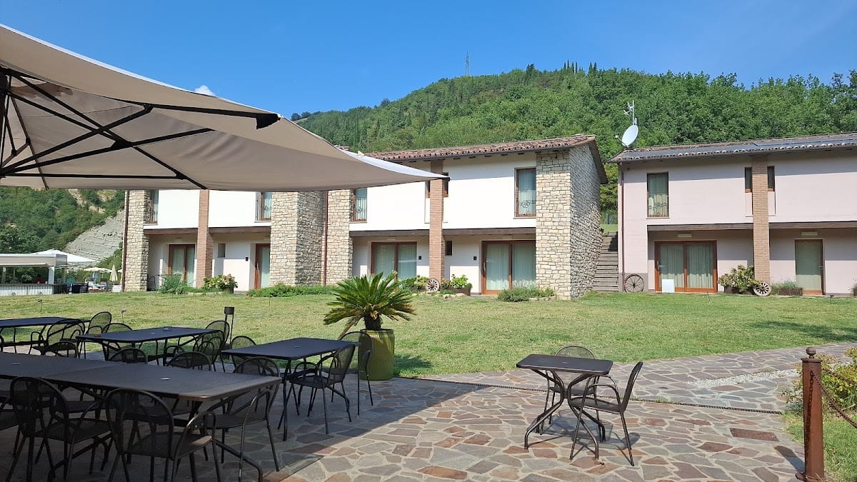 Borgo Rossi - Agriturismo Relais