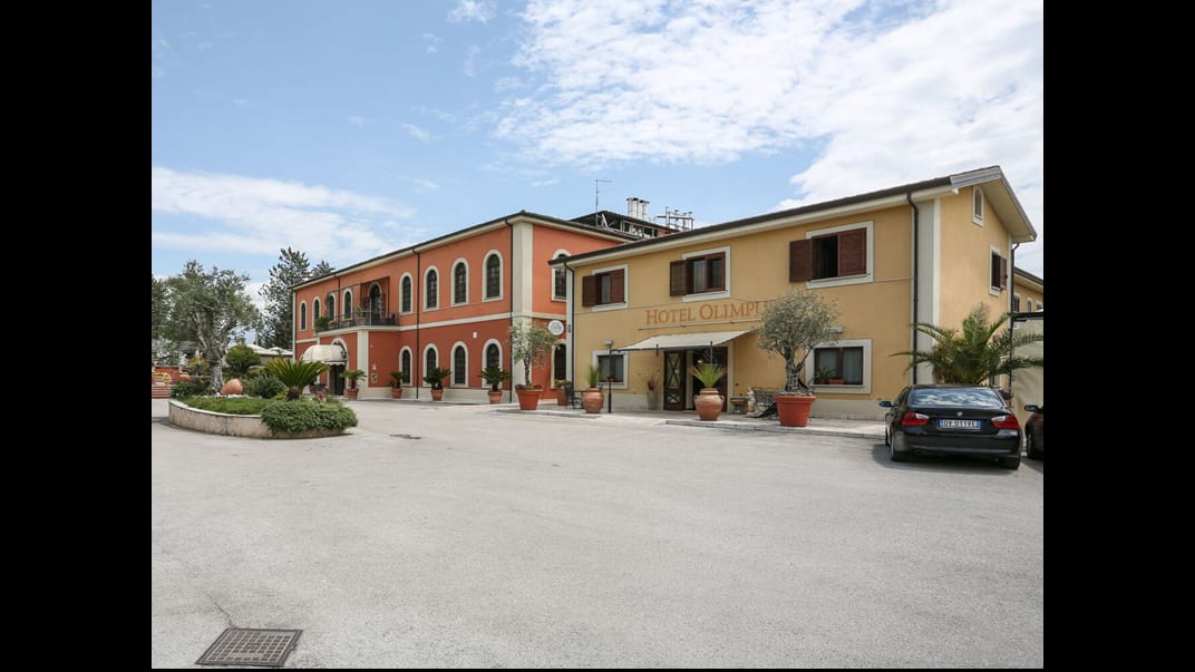 HOTEL OLIMPUS