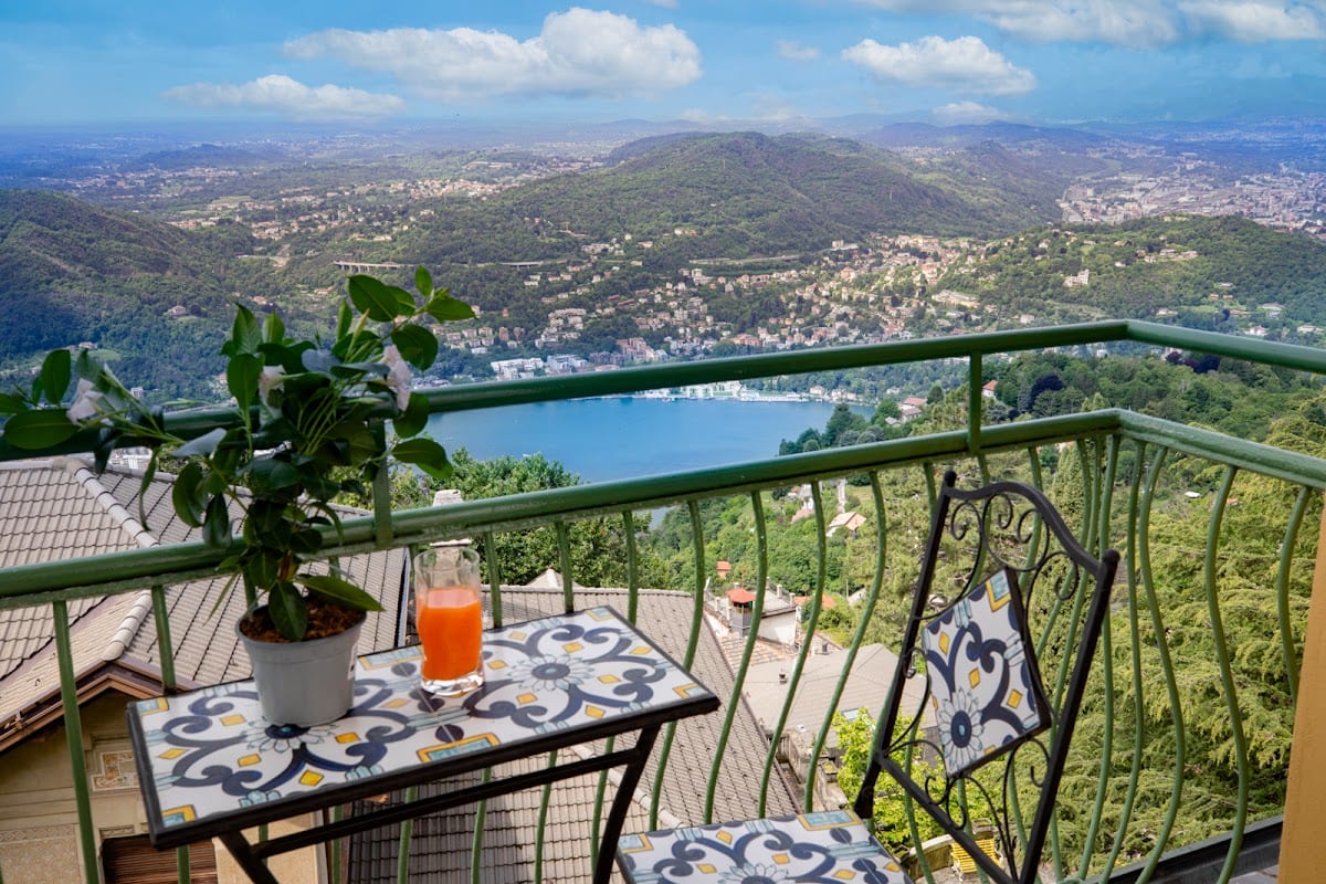 albergo Vista Lago Brunate