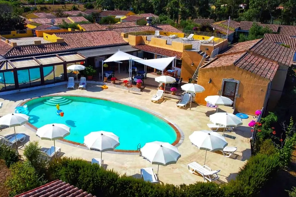 Hotel Cala Mirto