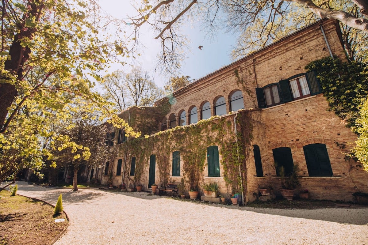 Baron's Estate/Tenuta del Barone