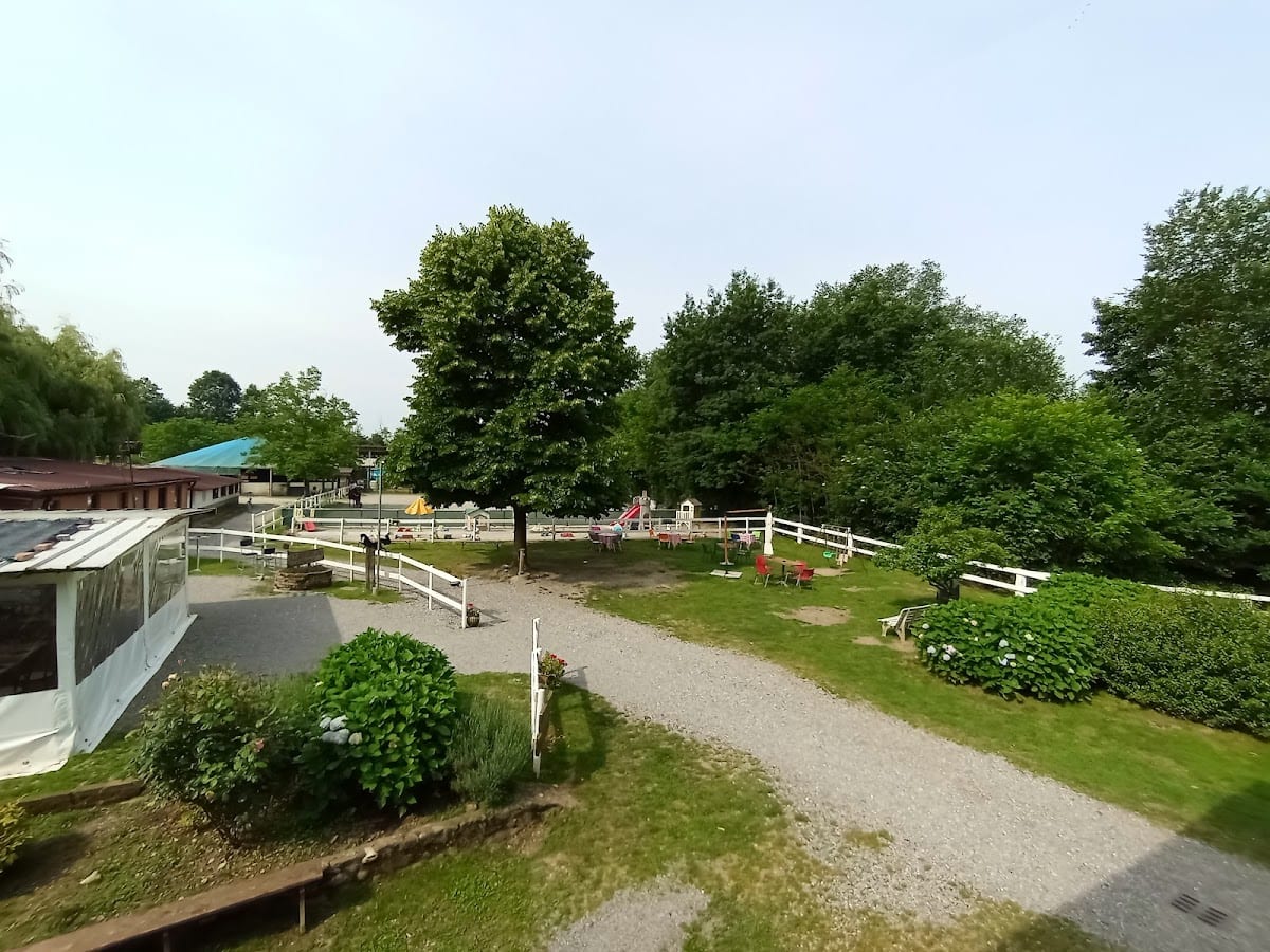 Agriturismo La Fornace a Senna Comasco, di Formenti Ivan