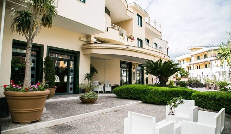 Albergo Il Roseto Park Hotel Caivano