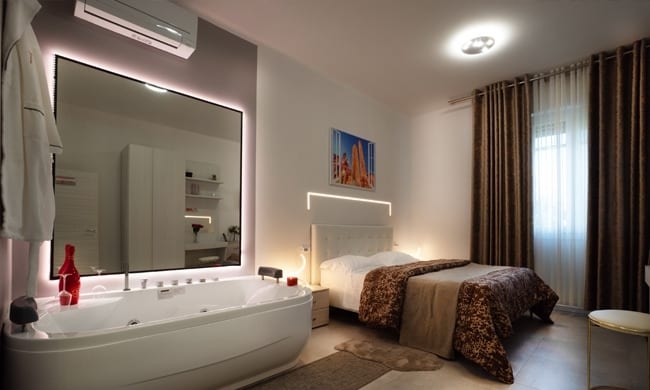 Triumvirato Rooms