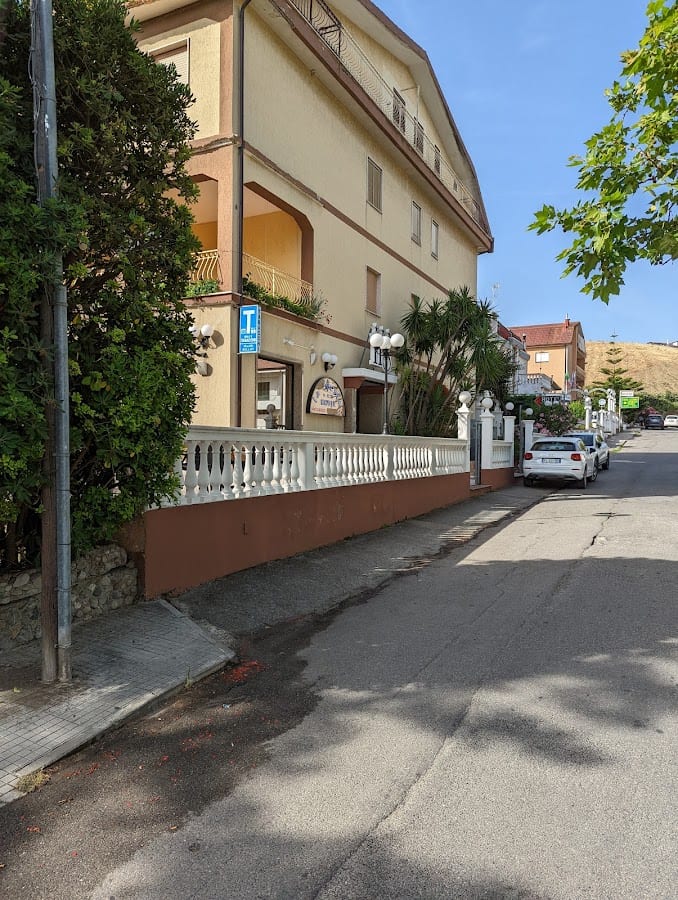 La Siesta Hotel