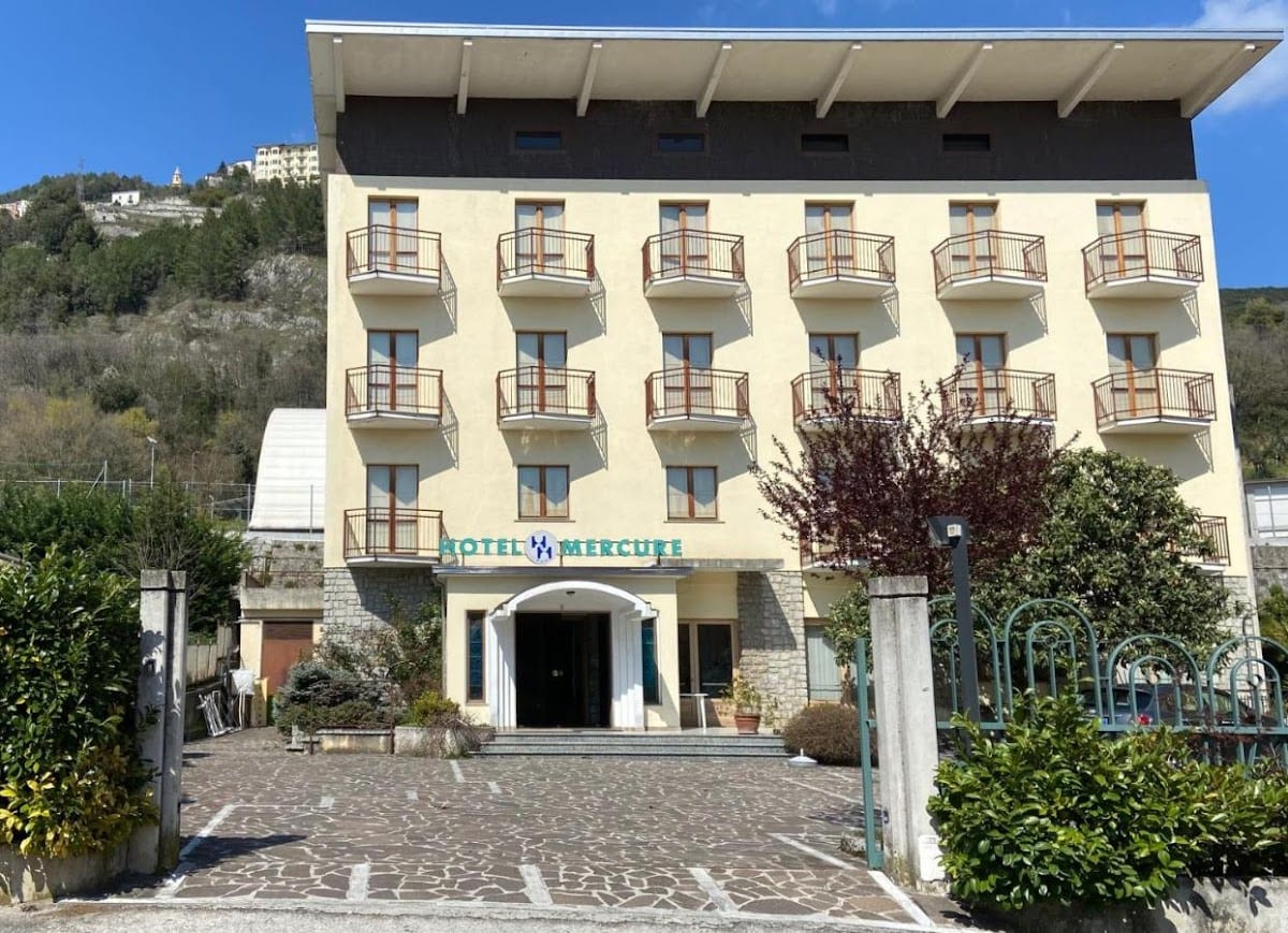 Hotel Mercure Di Sproviero