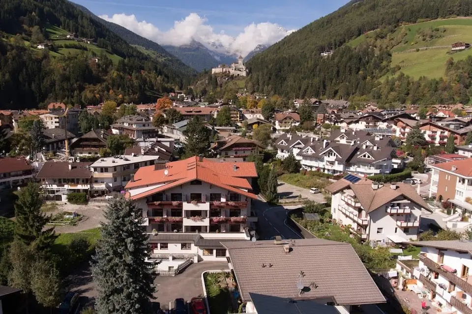 Hotel Hellweger