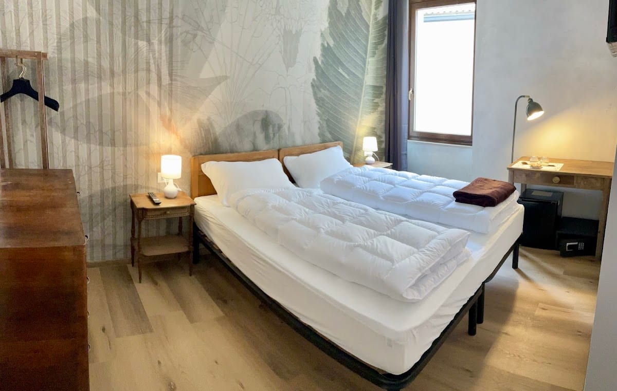 Edelweiss Alp Rooms