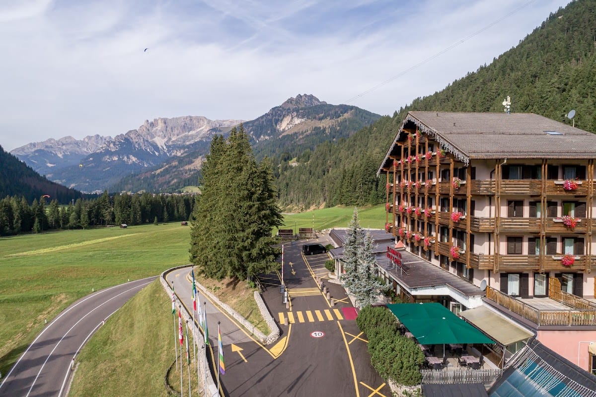 Hotel Il Caminetto Canazei