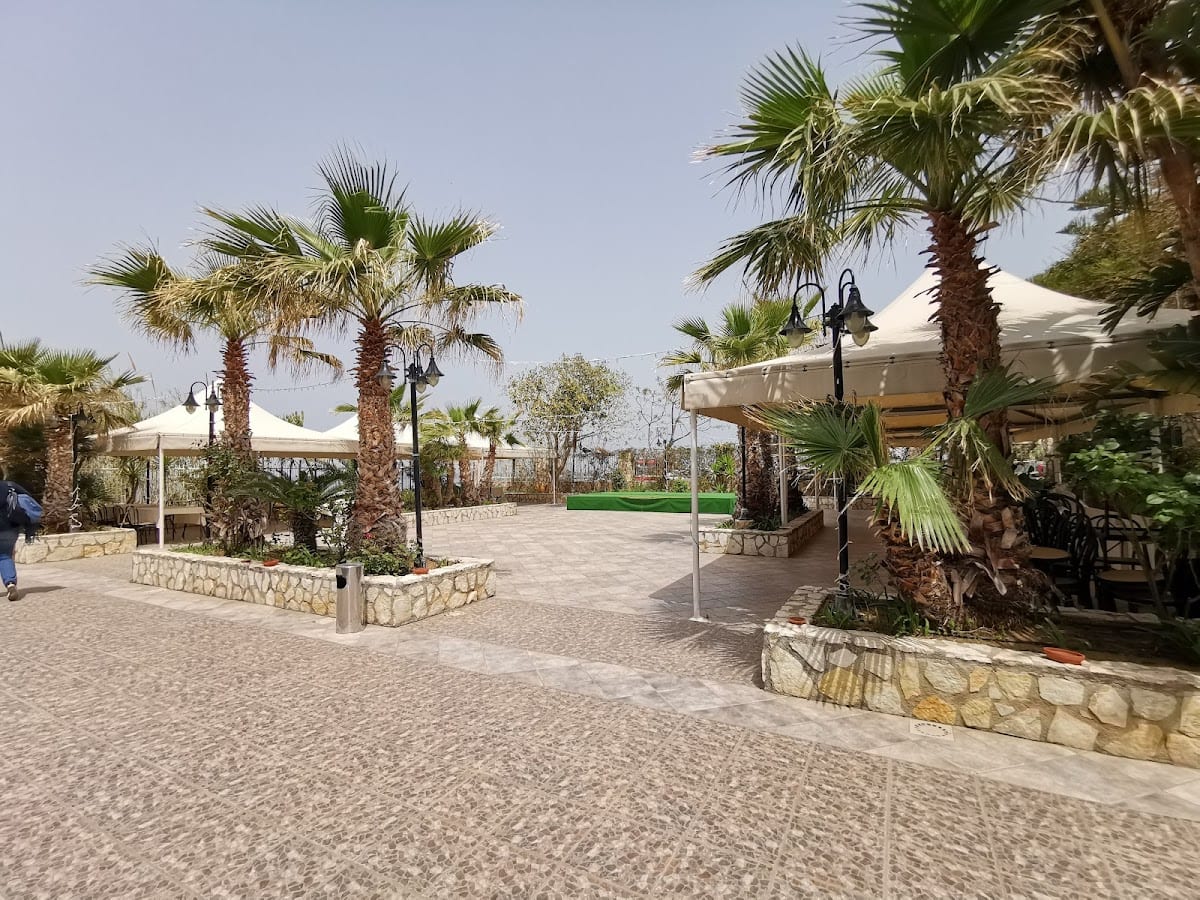 La Scogliera Azzurra - Ristorante - Hotel - Lido
