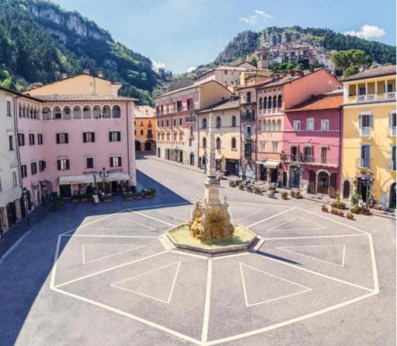 Albergo Ristorante La Lucciola