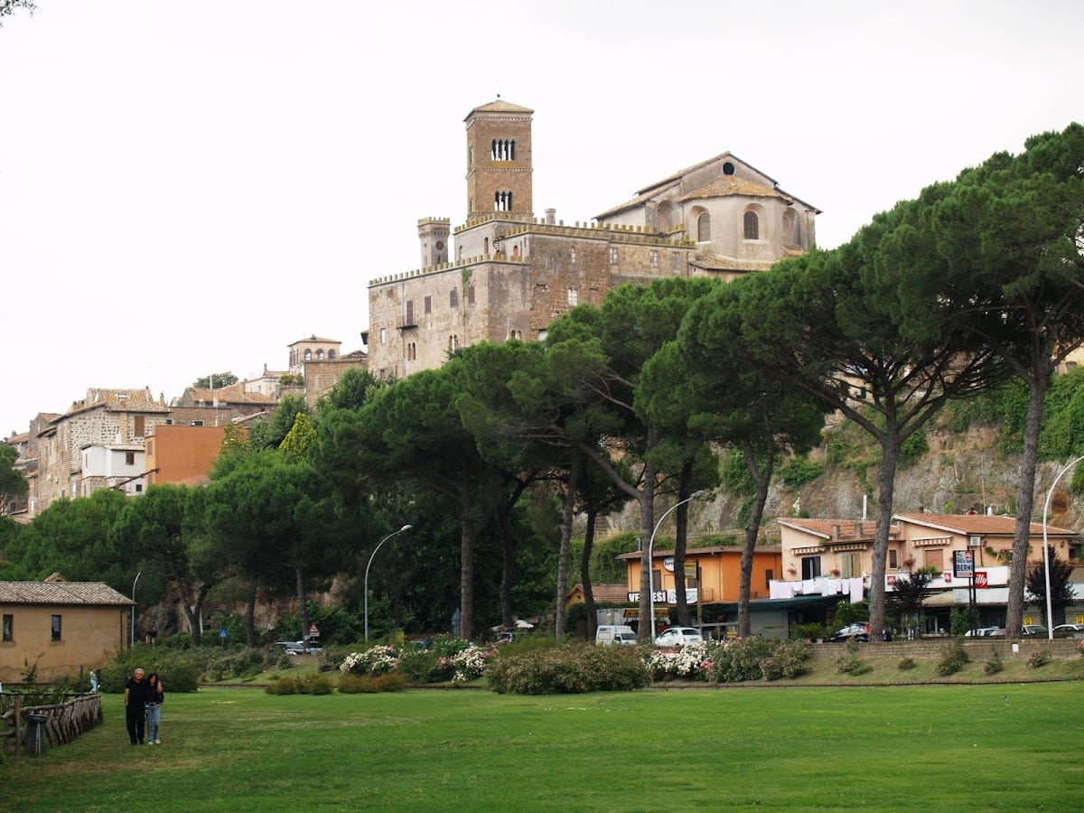 Donna Etrusca Sutri B&B