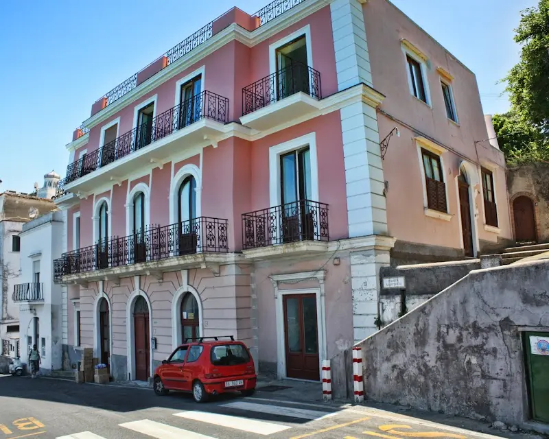 Capri Inn