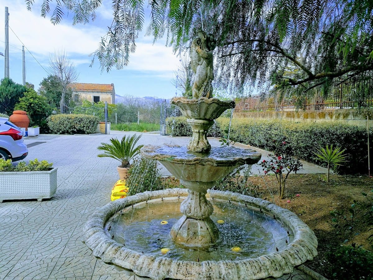 Garden Inn