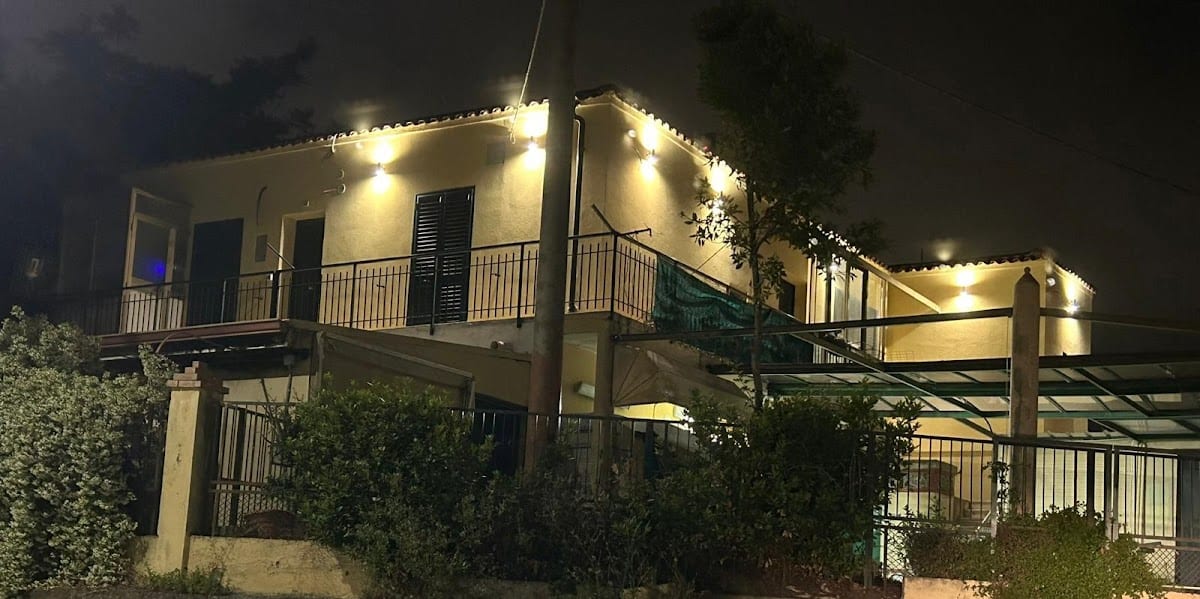 Chalet n5 Guest House a Catanzaro con camere Deluxe e Comfort minibar incluso e pulizia giornaliera spiaggia inclusa estate