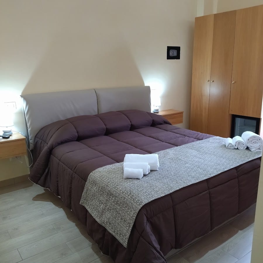 Alfa & Phi (prezzo ridotto per prenotazioni dirette)