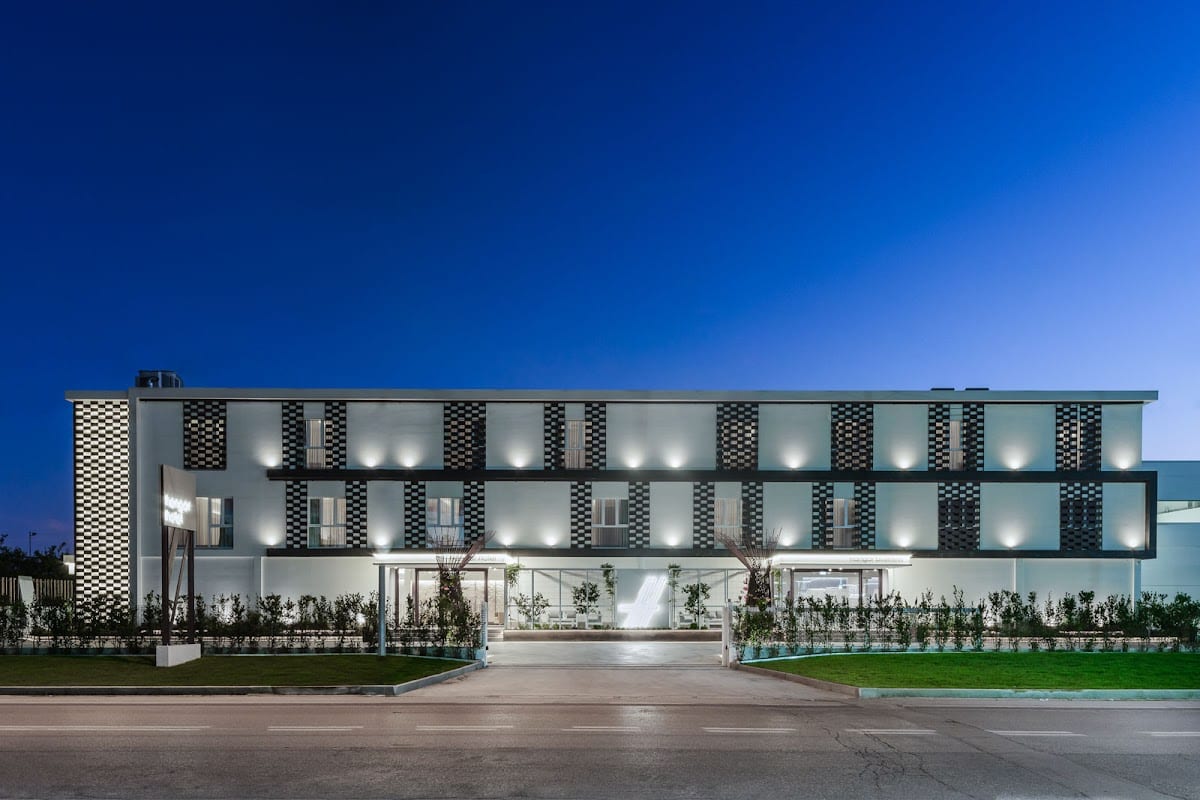 Hangar Hotel