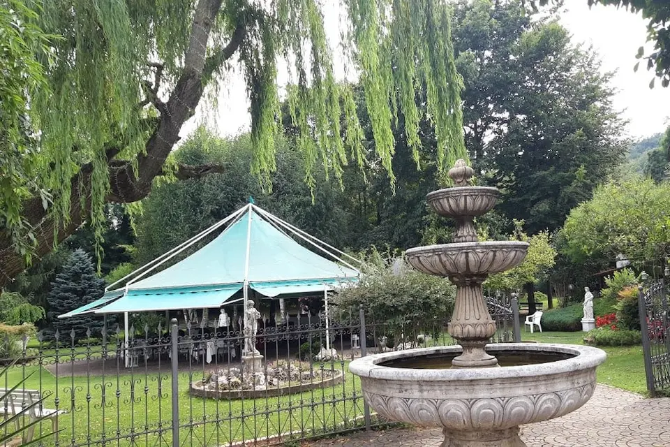 Albergo Pino Verde