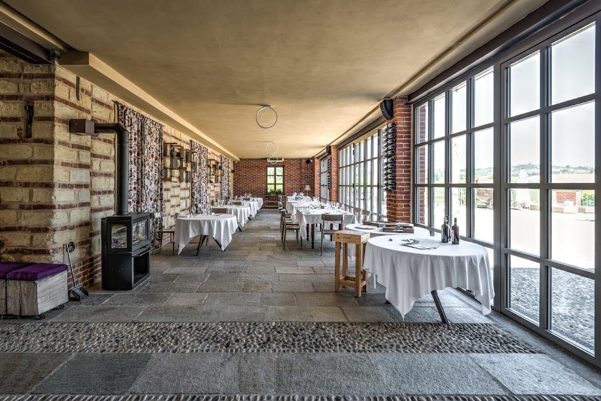 Cascina Faletta - Ristorante - B&B - Wine Tasting
