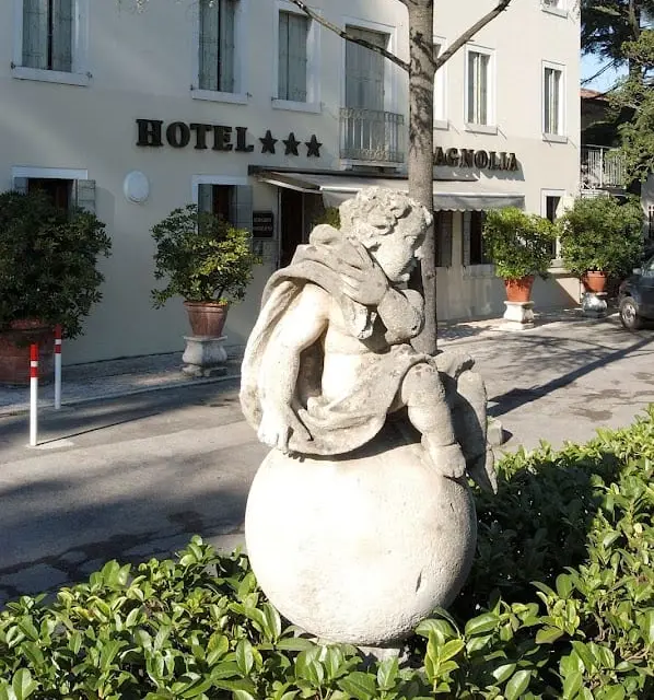 Hotel Magnolia
