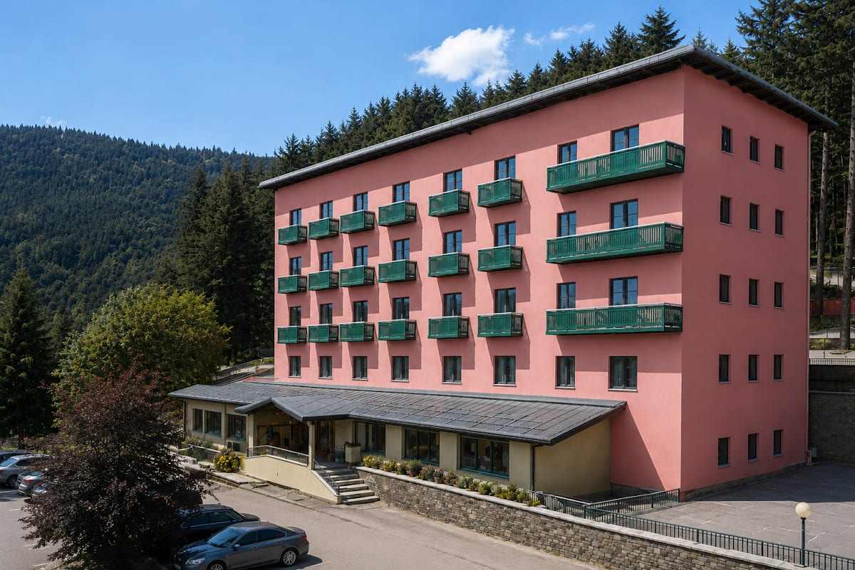 Residenza Lorica - Prenota Hotel in Sila, sul lago Arvo - Parco Nazionale della Sila - Ristorante - Pizzeria