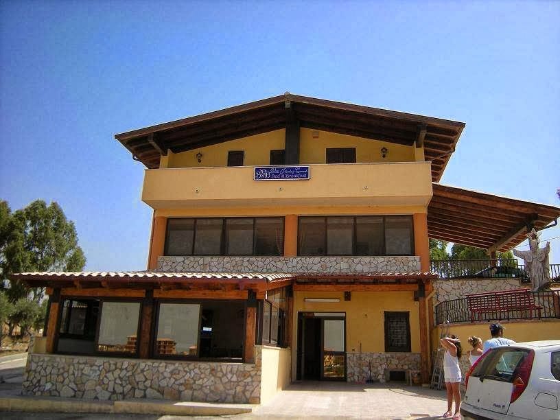 B&B VILLA JOLANDA & CARMELO