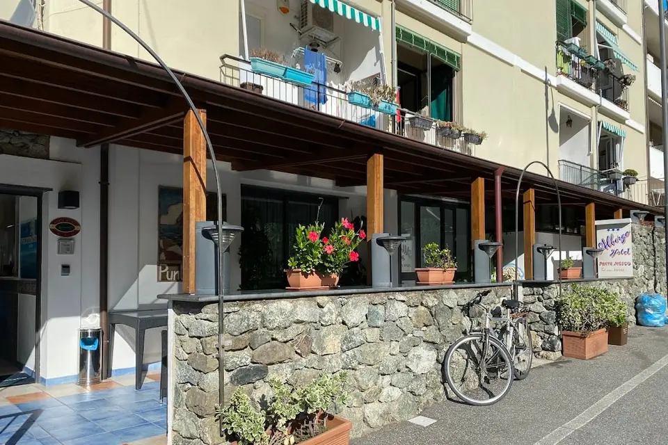Albergo Punta Mesco