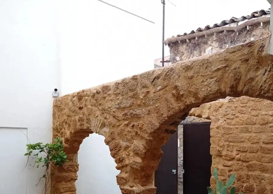 Cortile Baronello