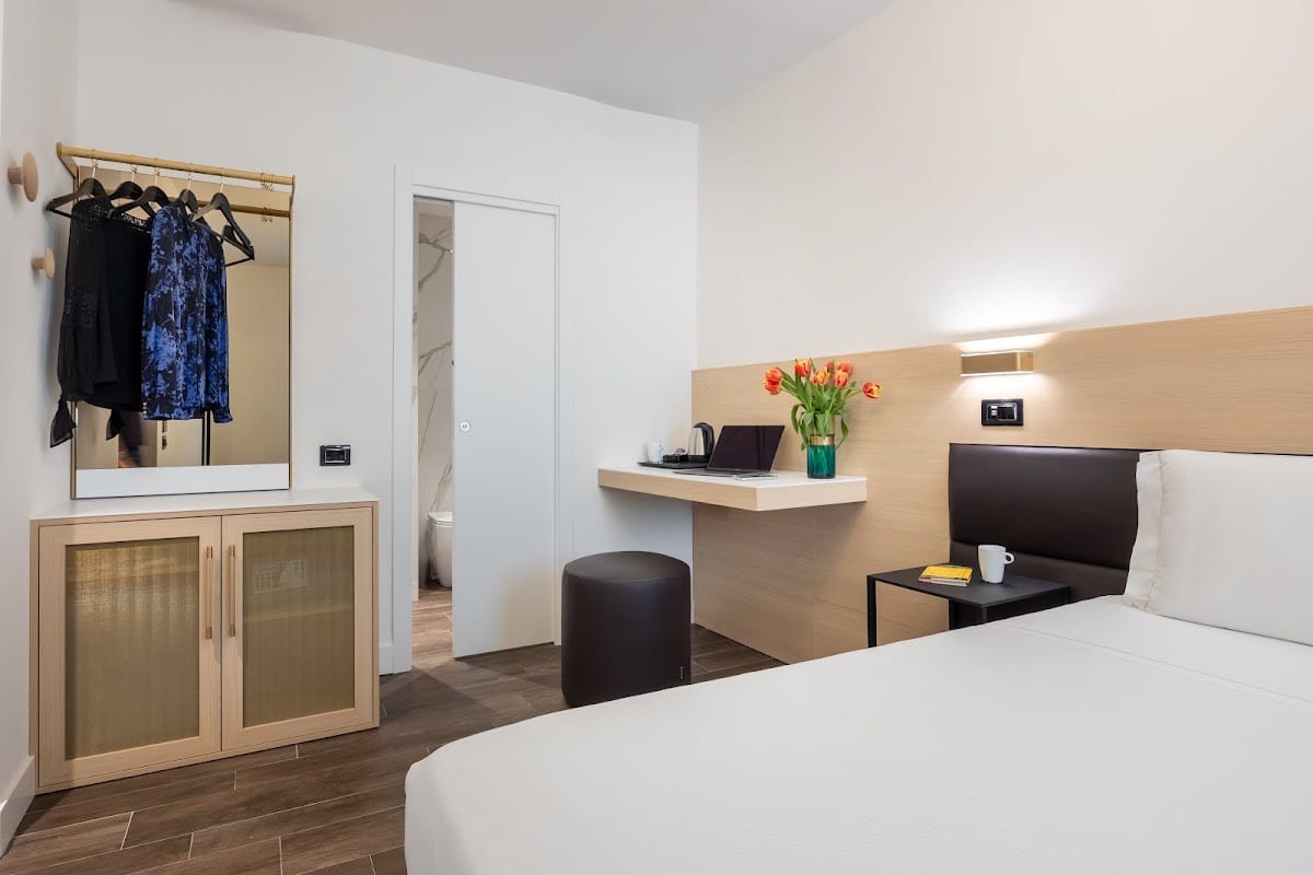 Globus Urban Hotel