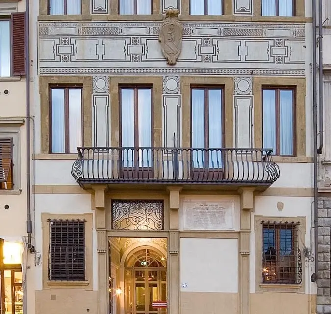 Hotel Rosso 23