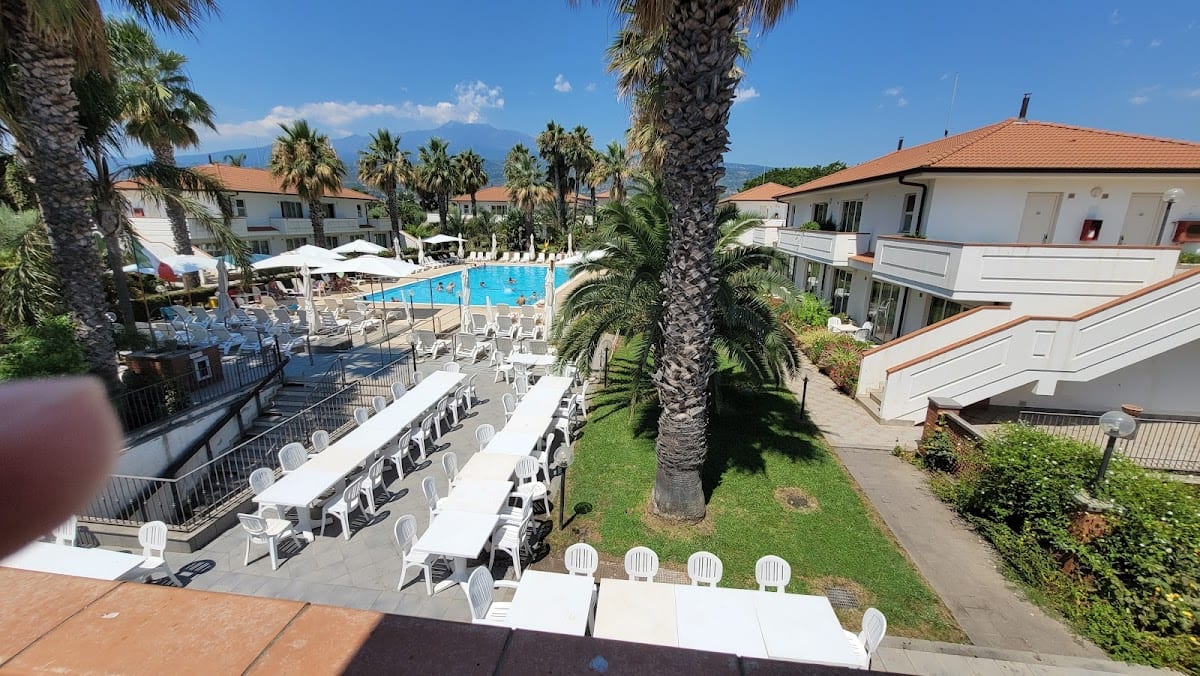 King's House Hotel Resort