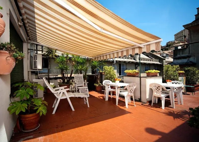 Hotel Cairoli