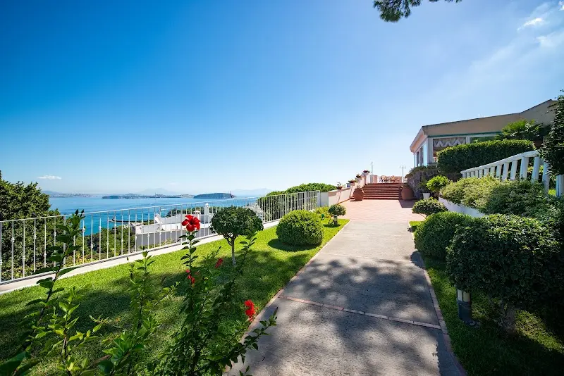 Hotel Villa Ireos