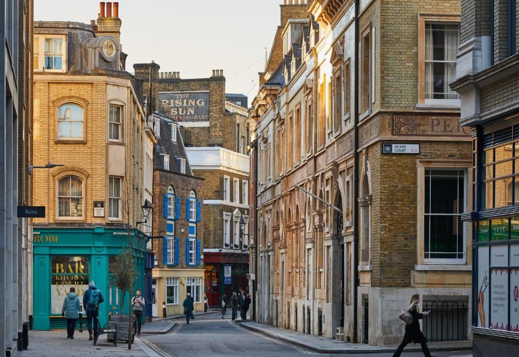 master St. Paul's Serviced Apartments
