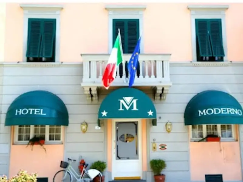 Albergo Moderno Lucca