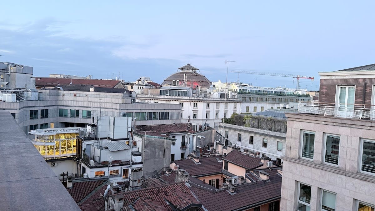 Sina De La Ville