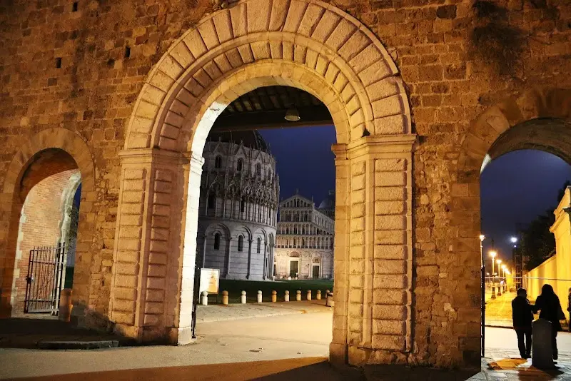 Hotel Pisa Tower