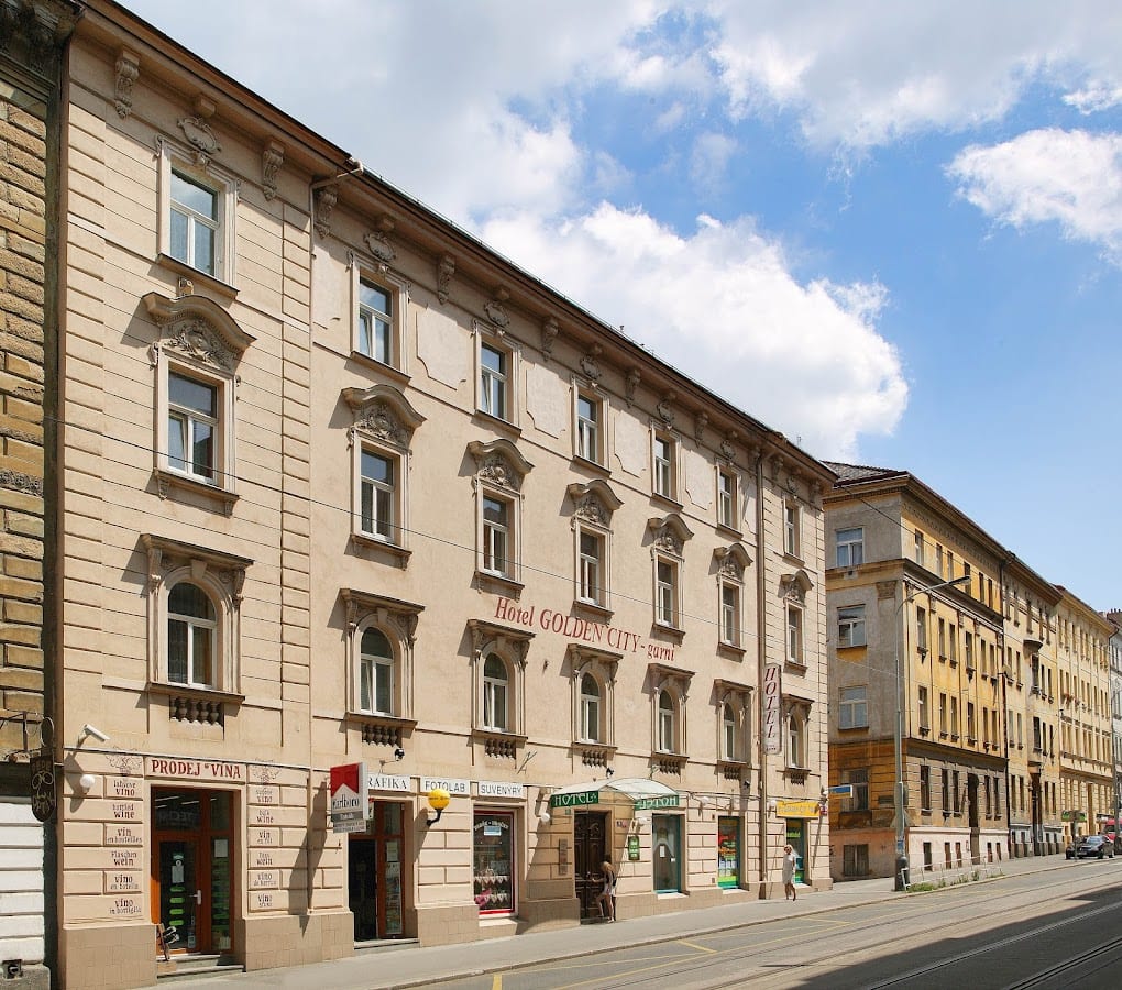 Golden City Hotel Garni